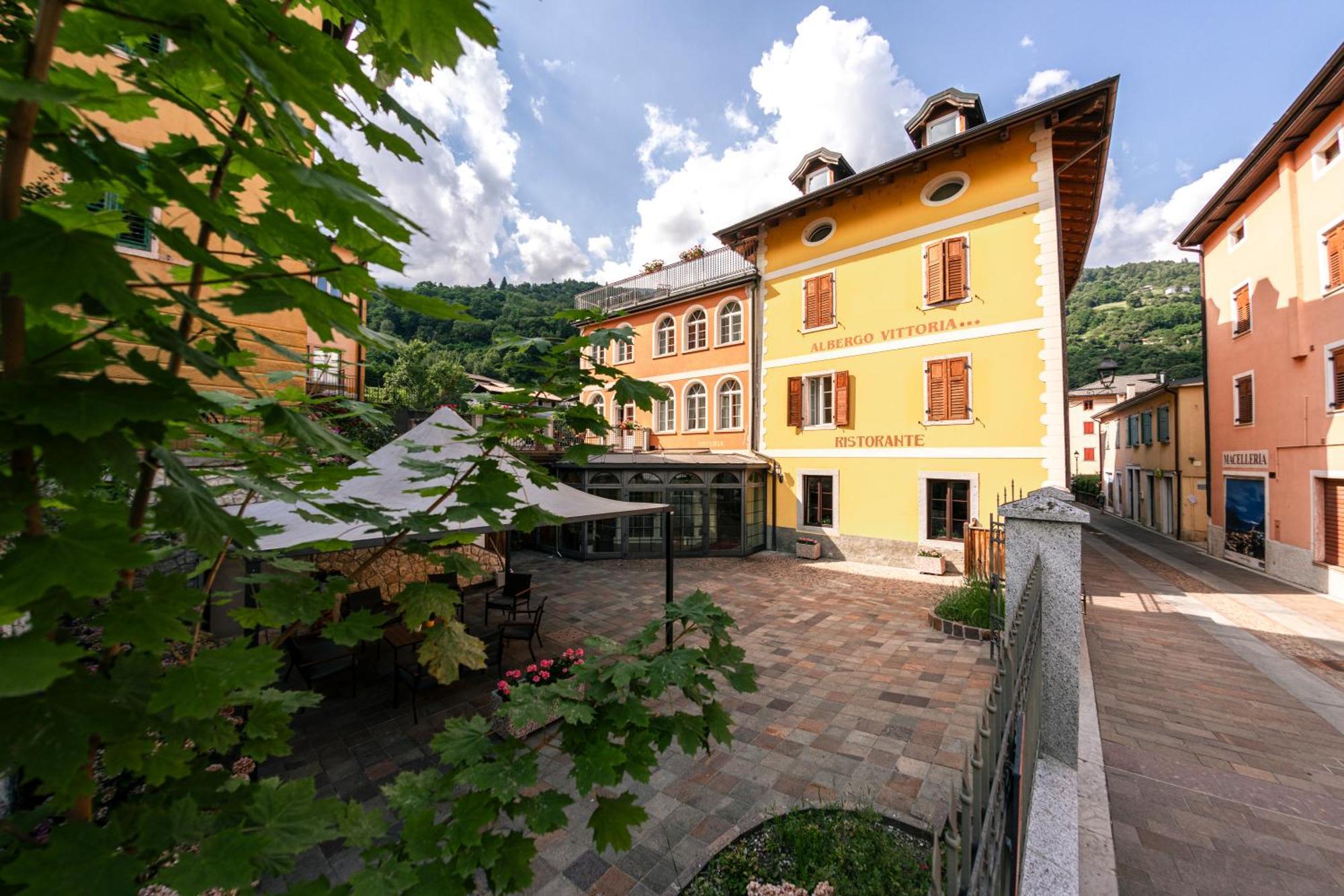 Hotel Vittoria Roncegno Eksteriør bilde
